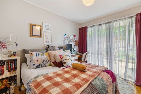 Photo of property in 22 Huia Street, Waiuku, 2123