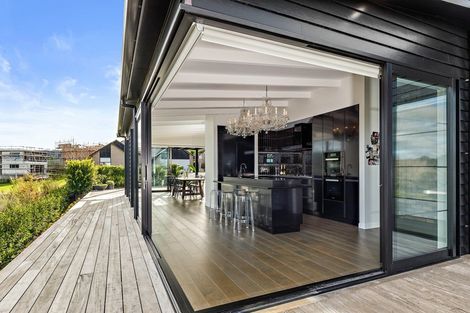 Photo of property in 8 Laly Haddon Place, Matakana, Warkworth, 0985