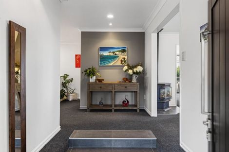 Photo of property in 30 Amberley Crescent, Bethlehem, Tauranga, 3110