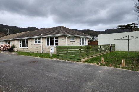 Photo of property in 303 Waiwhetu Road, Fairfield, Lower Hutt, 5011