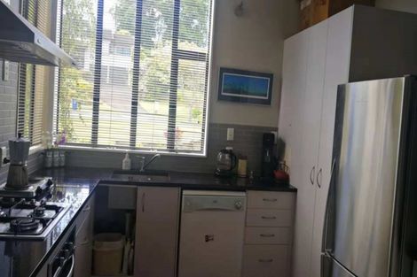 Photo of property in 131 West Harbour Drive, West Harbour, Auckland, 0618