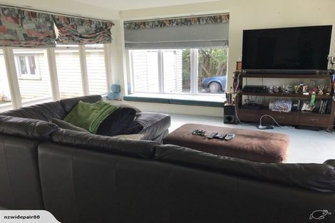 Photo of property in 40b Walton Street, Red Beach, 0932