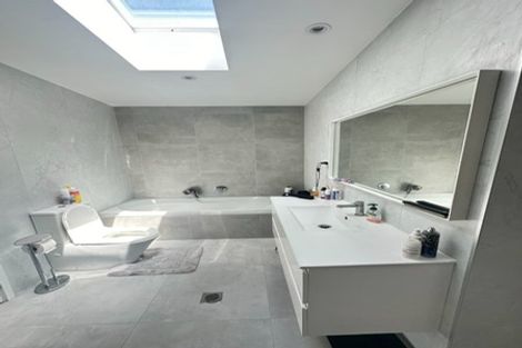 Photo of property in 38c Links Road, New Lynn, Auckland, 0600