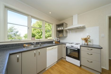 Photo of property in 25 Wincanton Place, Awapuni, Palmerston North, 4412