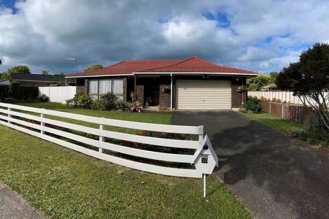 Photo of property in 50 Sunderlands Road, Half Moon Bay, Auckland, 2012