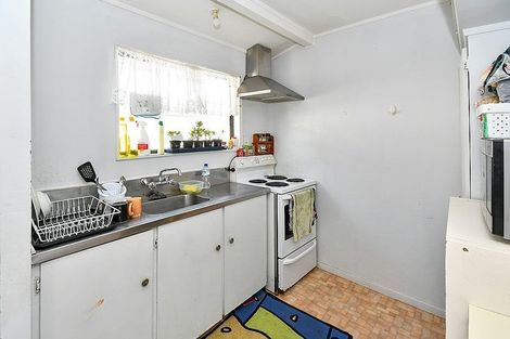 Photo of property in 2/12 Olive Crescent, Papatoetoe, Auckland, 2025