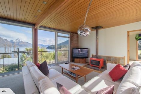 Photo of property in 8 Veint Crescent, Queenstown, 9300