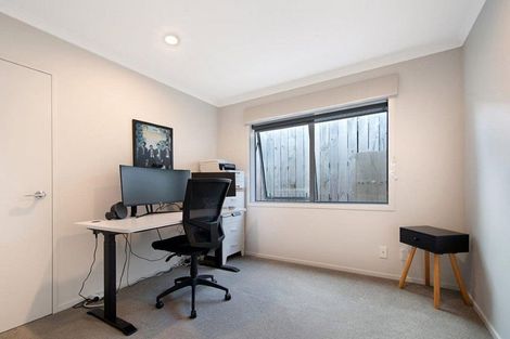 Photo of property in 91b Wharf Road, Te Atatu Peninsula, Auckland, 0610