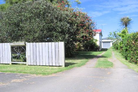 Photo of property in 11 Mona Avenue, Mangere Bridge, Auckland, 2022