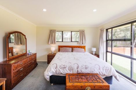 Photo of property in 14 Woodgate Court, Fitzherbert, Palmerston North, 4410