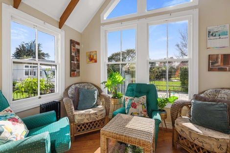 Photo of property in 15 Daniell Street, Bulls, 4818