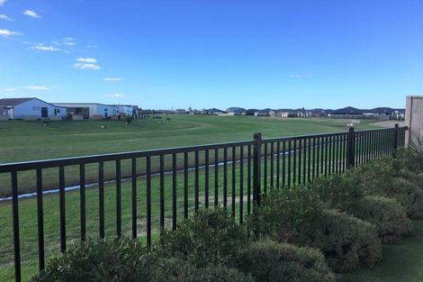 Photo of property in 16 Fuller Street, Papamoa Beach, Papamoa, 3118