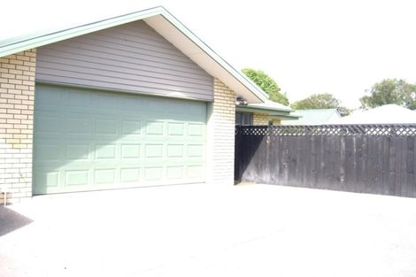 Photo of property in 43 Earnslaw Crescent, Bryndwr, Christchurch, 8053