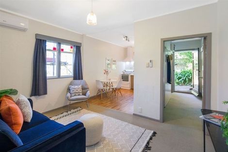 Photo of property in 3/12 Norna Crescent, Kelburn, Wellington, 6012