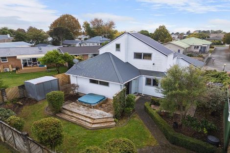 Photo of property in 11a Princes Street, Cambridge, 3434