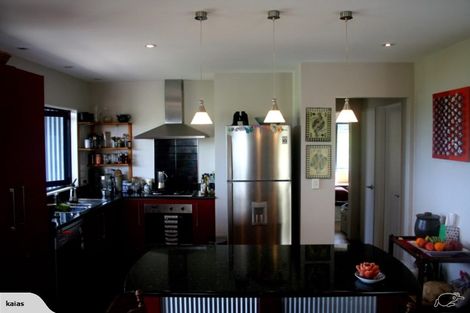 Photo of property in 9 Dudley Crescent, Cable Bay, 0420