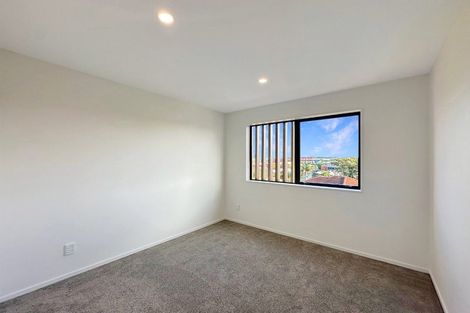 Photo of property in 7c Taratoa Street, Point England, Auckland, 1072