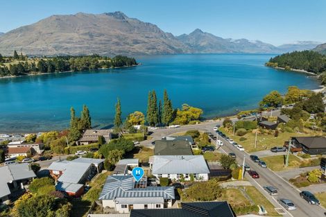 Photo of property in 7 Suburb Street, Queenstown, 9300