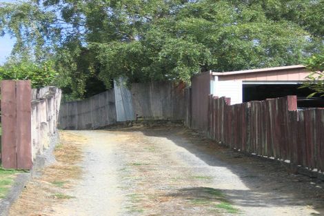 Photo of property in 26 Vista Crescent, Maoribank, Upper Hutt, 5018