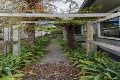 Photo of property in 21 Great North Road, Saint Johns Hill, Whanganui, 4501