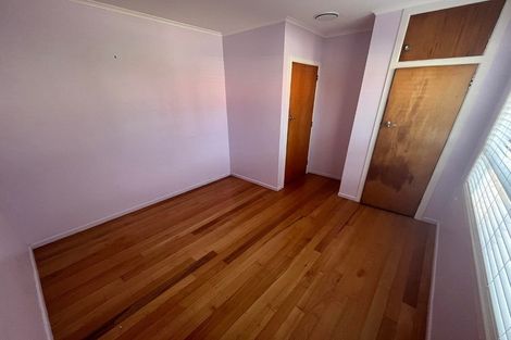 Photo of property in 1/658 Beach Road, Browns Bay, Auckland, 0630