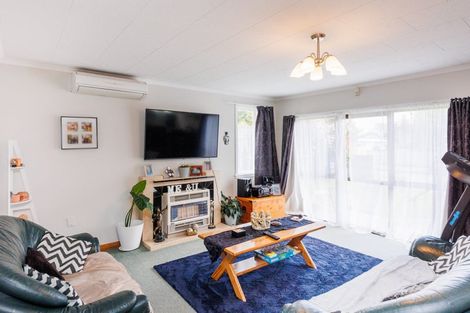 Photo of property in 27 Winchester Street, Awapuni, Palmerston North, 4412