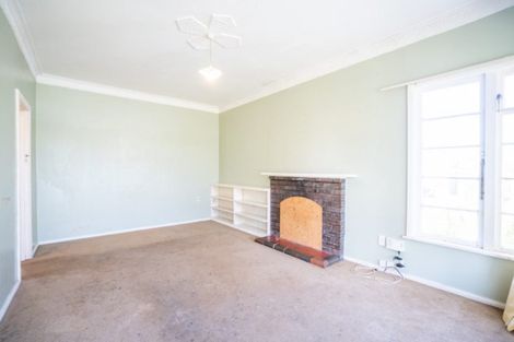 Photo of property in 2 Terrace Street, Roslyn, Palmerston North, 4414