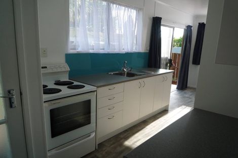 Photo of property in 2/24 Station Road, Takanini, 2112