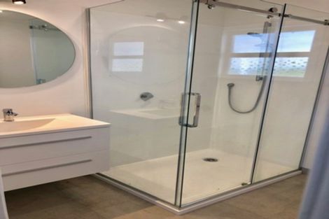 Photo of property in 3 Wirihana Road, Titirangi, Auckland, 0602