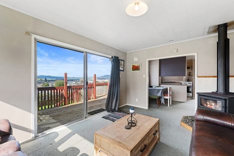 Photo of property in 82 Mallard Drive, Selwyn Heights, Rotorua, 3015