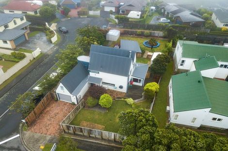 Photo of property in 74 Cypress Drive, Maungaraki, Lower Hutt, 5010