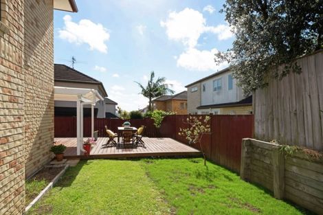 Photo of property in 52 Baverstock Road, Flat Bush, Auckland, 2016