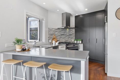 Photo of property in 5 Harris Street, Mount Maunganui, 3116