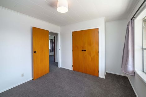 Photo of property in 72 New York Street, Martinborough, 5711