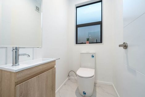 Photo of property in 107a Rathgar Road, Henderson, Auckland, 0610