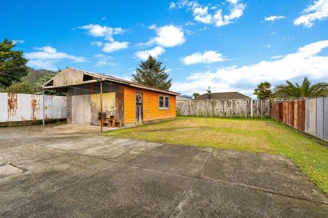 Photo of property in 5 Ashforth Street, Wainuiomata, Lower Hutt, 5014