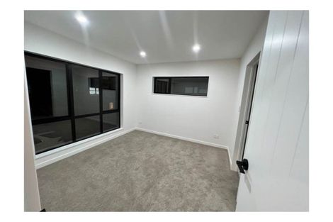Photo of property in 54d Omana Road, Papatoetoe, Auckland, 2025
