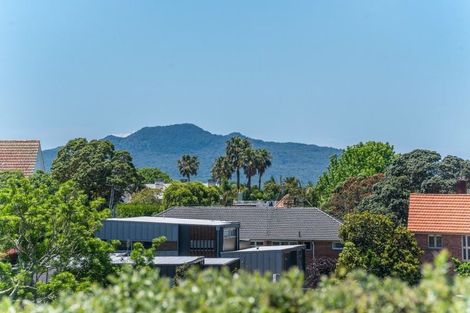 Photo of property in Haitaitai Flats, 4/20 Brighton Road, Parnell, Auckland, 1052