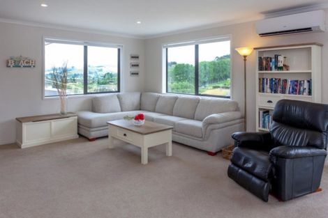 Photo of property in 125 Rangituia Street, Whangamata, 3691