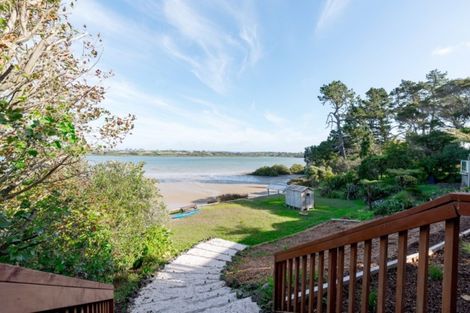 Photo of property in 7 Ferry Parade, Herald Island, Auckland, 0618