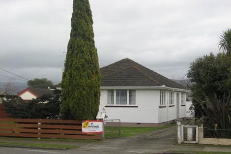 Photo of property in 392 High Street South, Carterton, 5713