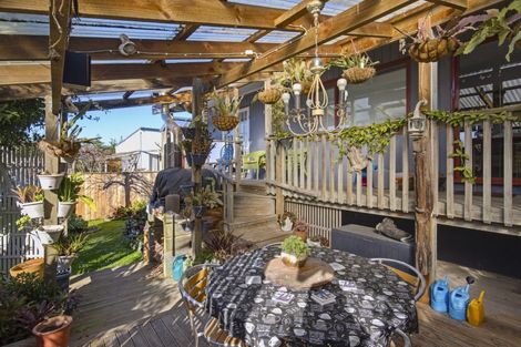 Photo of property in 5 Te Whena Street, Otaki Beach, Otaki, 5512