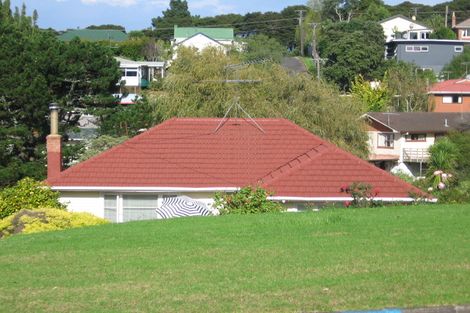Photo of property in 45 Fairmount Road, Titirangi, Auckland, 0604