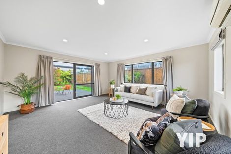 Photo of property in 175 Mark Avenue, Grenada Village, Wellington, 6037