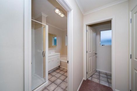 Photo of property in 140 Waihi Road, Hawera, 4610