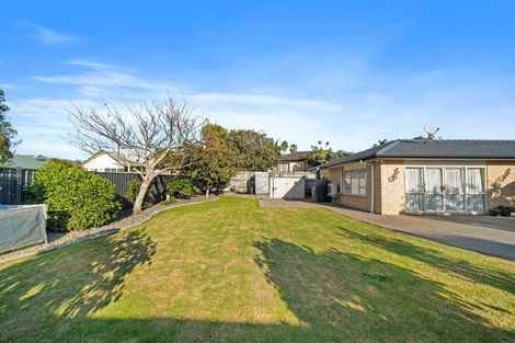 Photo of property in 17 Flora Place, Wattle Downs, Auckland, 2103