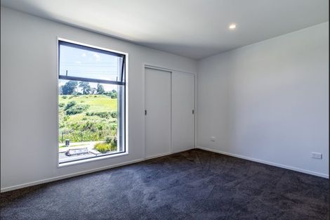 Photo of property in 12 Tuputupu Drive, Kumeu, 0810