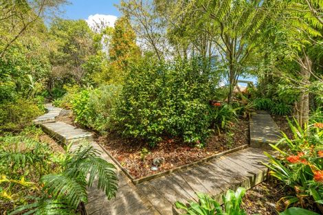 Photo of property in 9 Marua Palm Grove, Timberlea, Upper Hutt, 5018