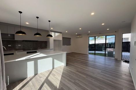 Photo of property in 19b Line Road, Glen Innes, Auckland, 1072