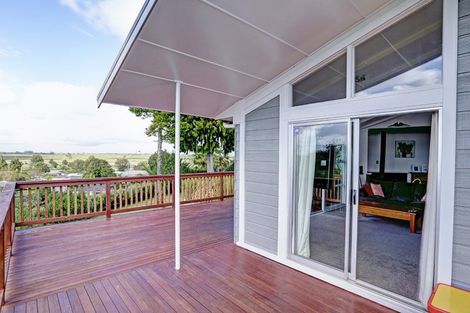 Photo of property in 124 Tuhikaramea Road, Dinsdale, Hamilton, 3204